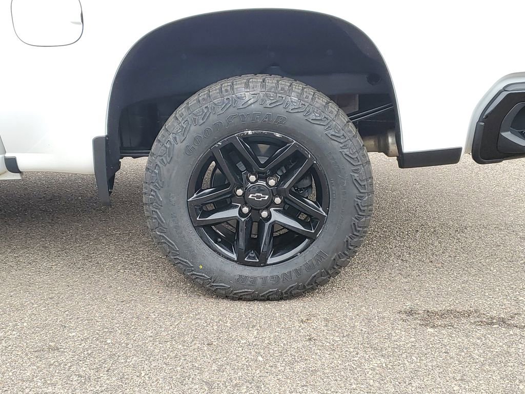 Certified 2022 Chevrolet Silverado 1500 LT Trail Boss w/ Safety Package AWD/4WD image 36