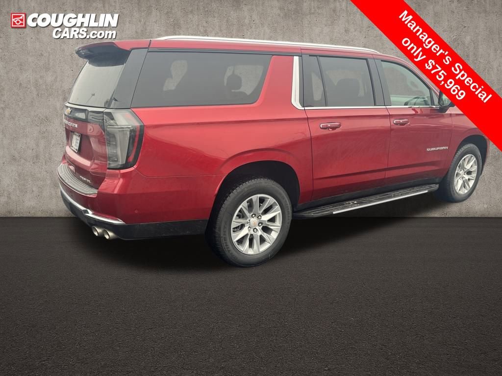 Used 2025 Chevrolet Suburban Premier image 4