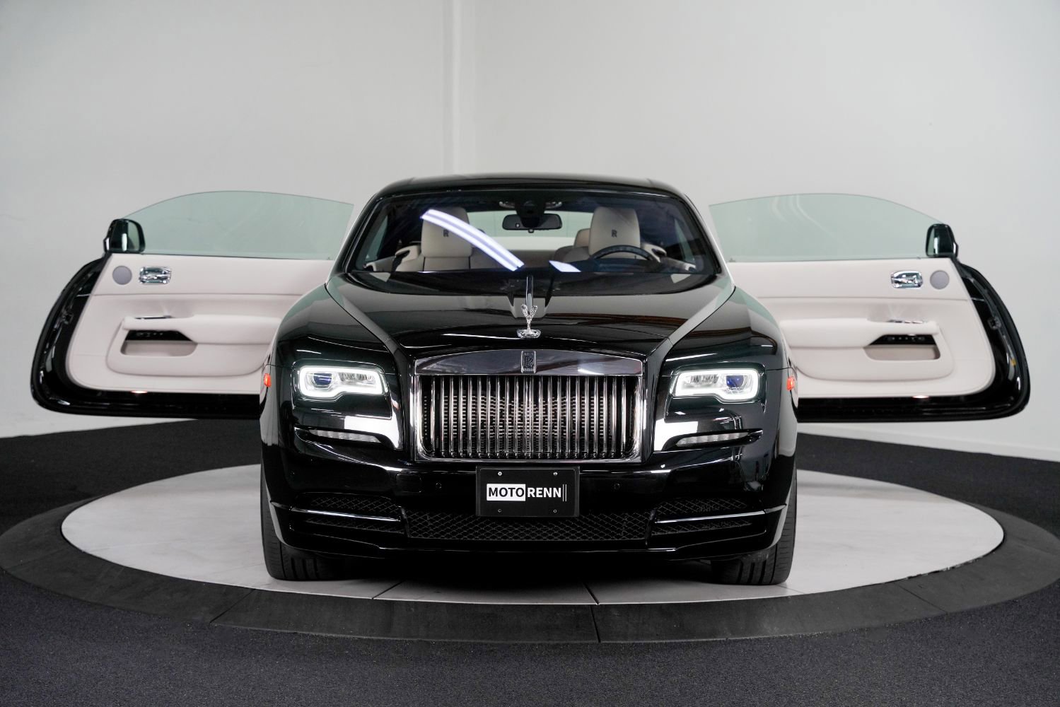 Used 2017 Rolls-Royce Wraith image 11