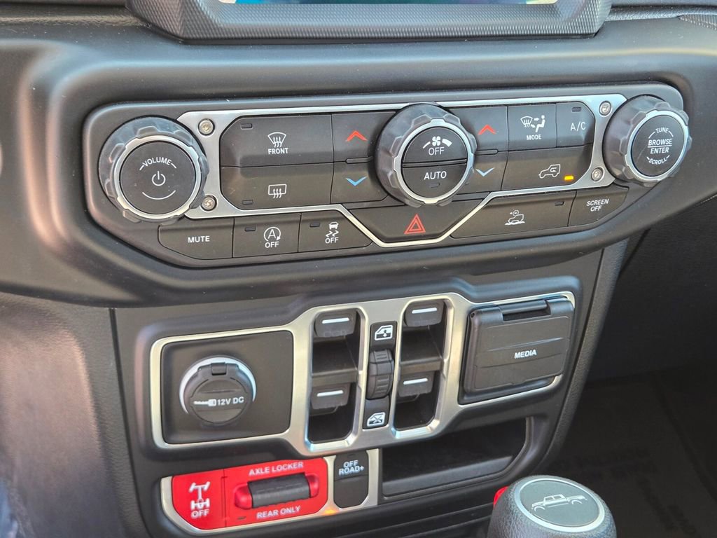 Used 2023 Jeep Gladiator Mojave image 20