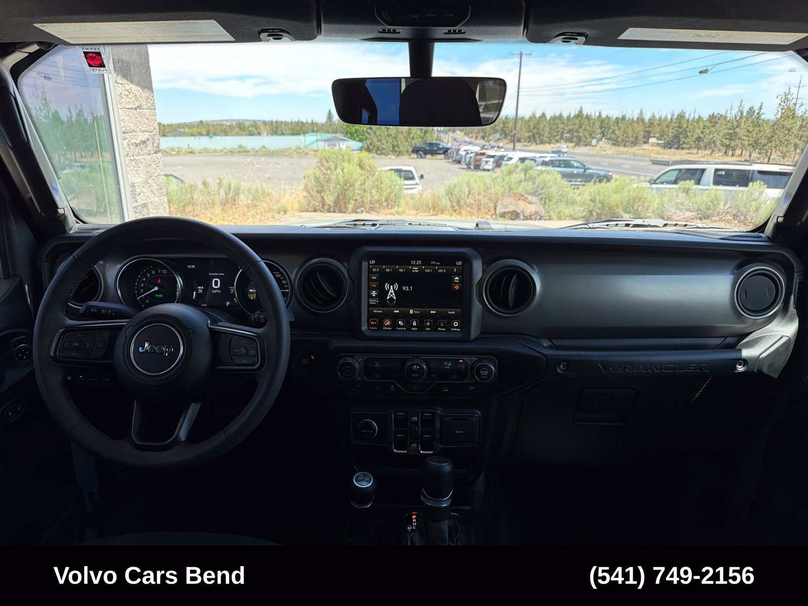 Used 2023 Jeep Wrangler Unlimited w/ 8.4" Radio Group AWD/4WD image 10