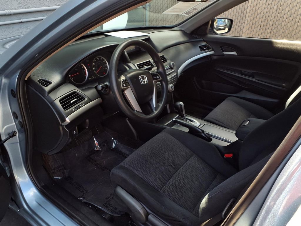 Used 2012 Honda Accord LX image 13