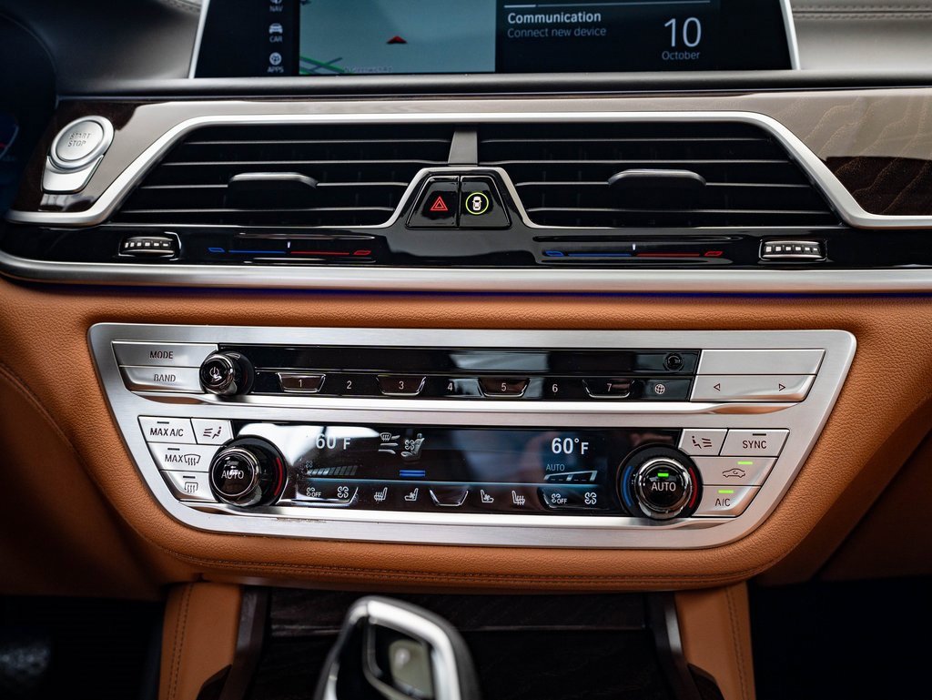 Used 2022 BMW ALPINA B7 xDrive image 36