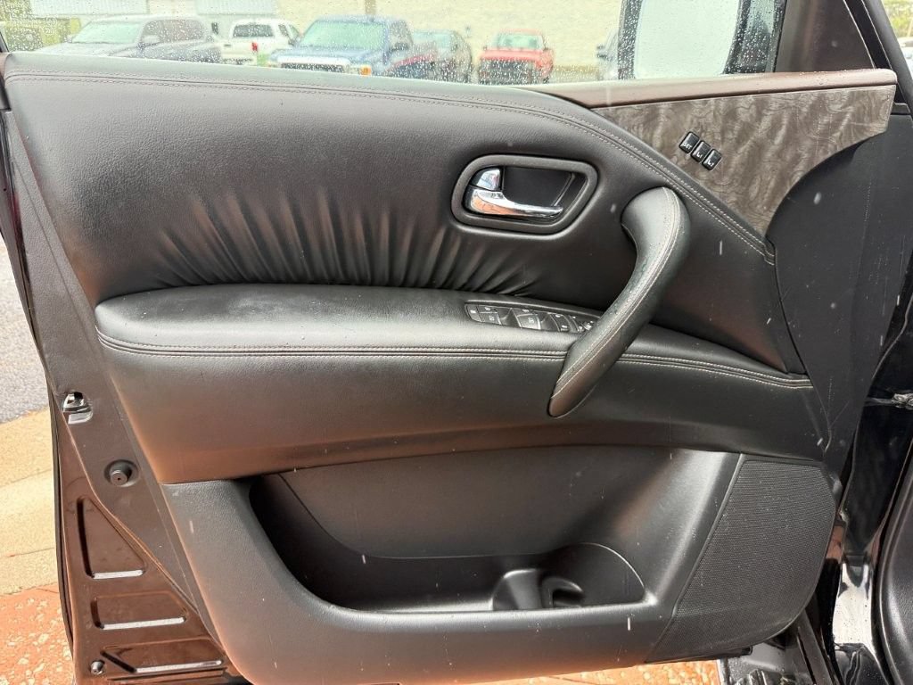 Used 2022 Nissan Armada Platinum w/ Captain's Chairs Package AWD/4WD image 9