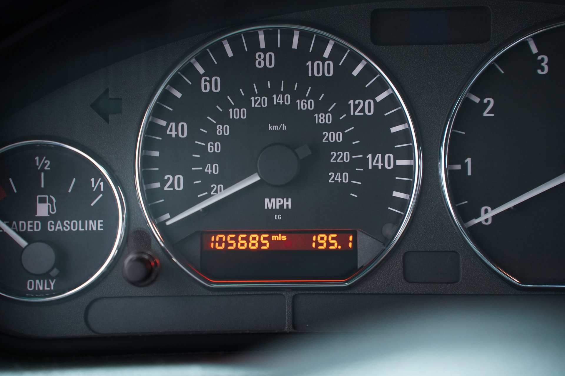 Used 2001 BMW Z3 3.0i RWD image 32
