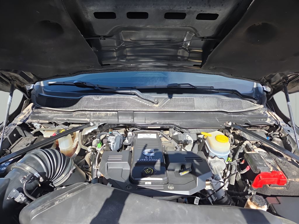 Used 2024 RAM 3500 Laramie w/ Sport Appearance Package image 20