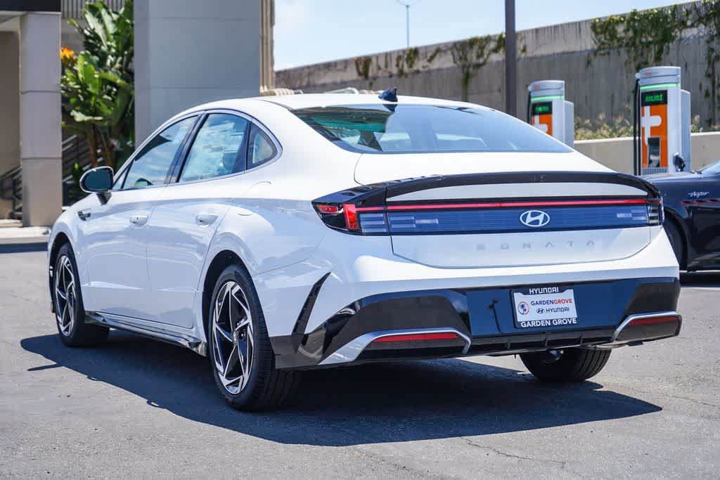 New 2026 Hyundai Sonata SEL FWD image 6