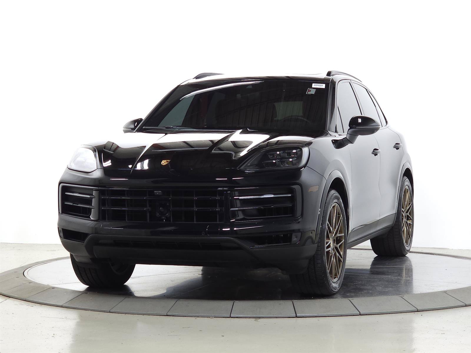 Used 2024 Porsche Cayenne AWD/4WD video 3