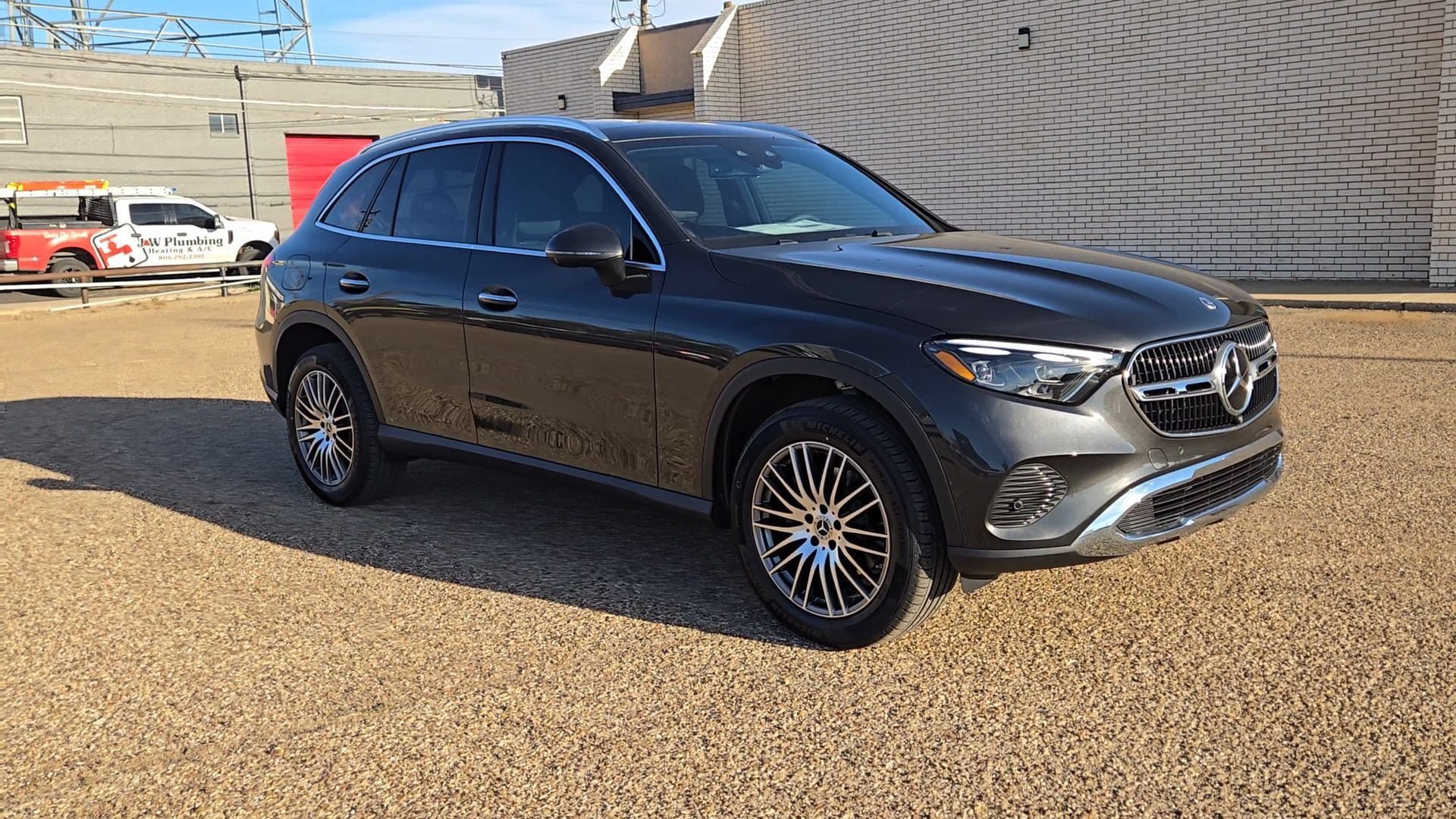 New 2026 Mercedes-Benz GLC 300 4MATIC image 2