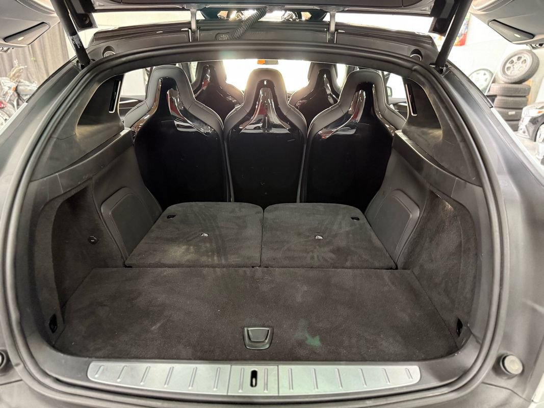Used 2016 Tesla Model X 90D AWD/4WD image 18