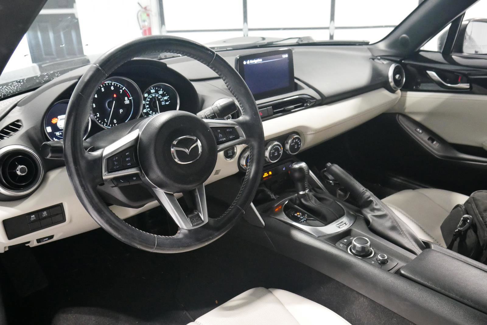 Used 2021 MAZDA MX-5 Miata RF Grand Touring image 9