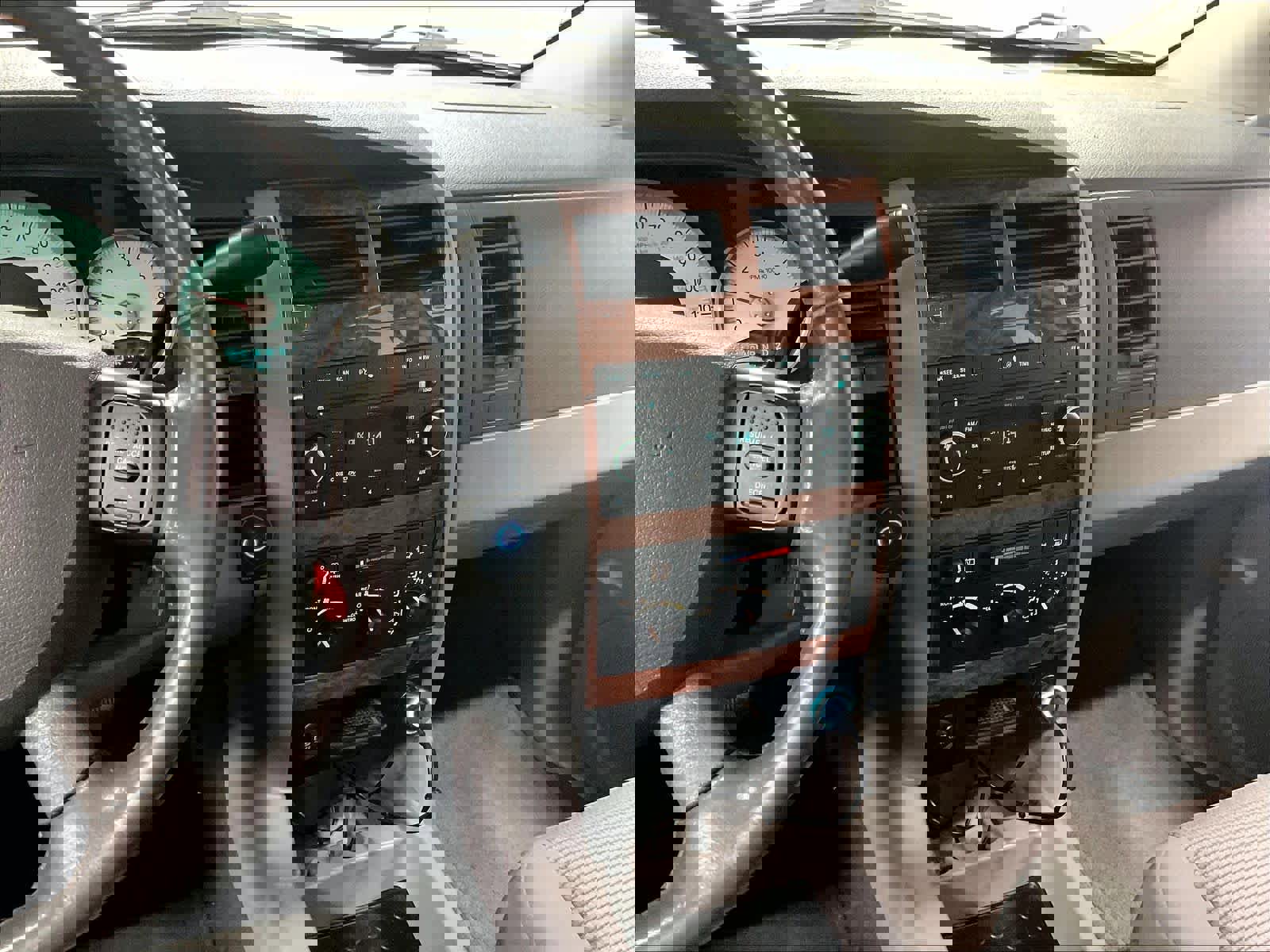 Used 2009 Dodge Durango SLT image 9