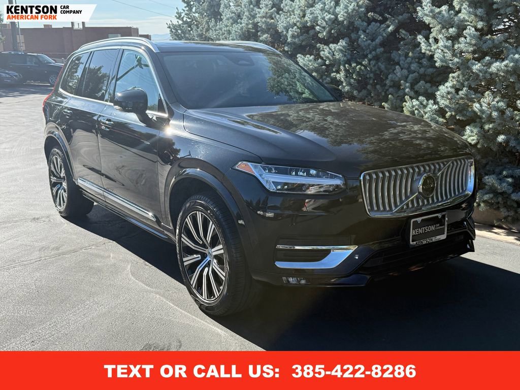 Used 2025 Volvo XC90 B6 Plus image 12
