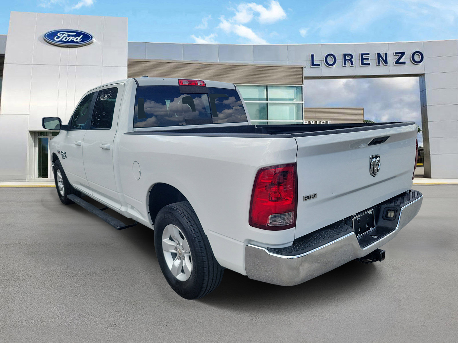 Used 2019 RAM 1500 Classic SLT RWD image 7