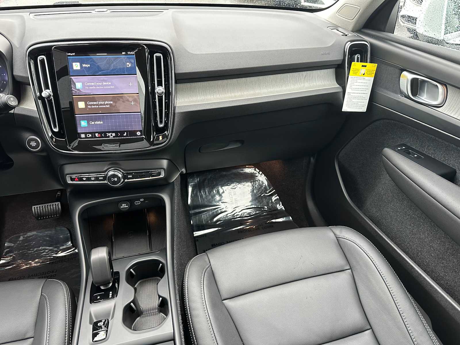 Used 2025 Volvo XC40 B5 Core w/ Protection Package Premier image 18