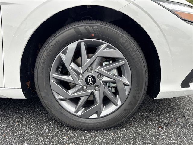 New 2026 Hyundai Elantra Blue image 12
