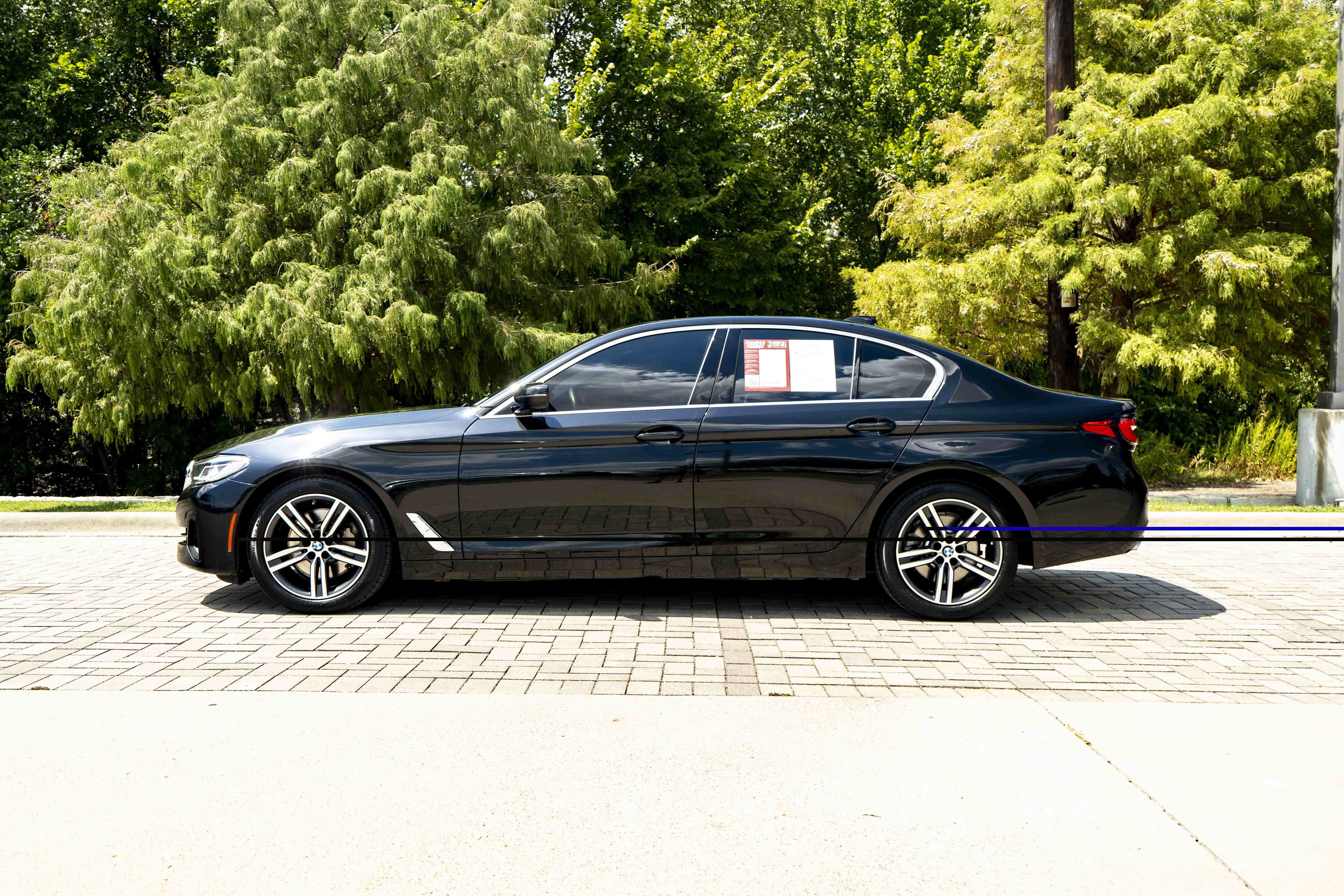 Used 2021 BMW 530i xDrive w/ Convenience Package AWD/4WD image 5