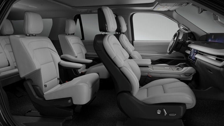 New 2026 Lincoln Navigator L Reserve AWD/4WD image 28
