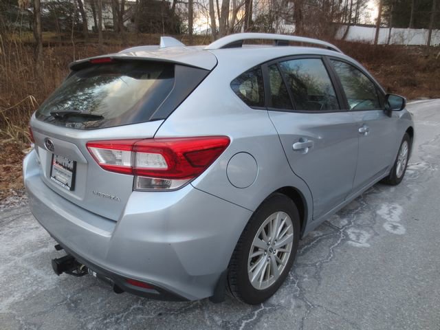 Used 2018 Subaru Impreza 2.0i Premium image 4