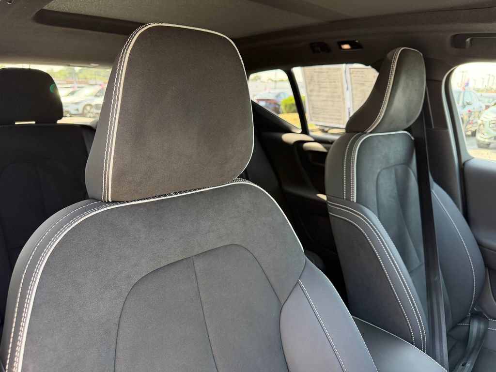 Certified 2023 Volvo XC40 Recharge Plus AWD/4WD image 16