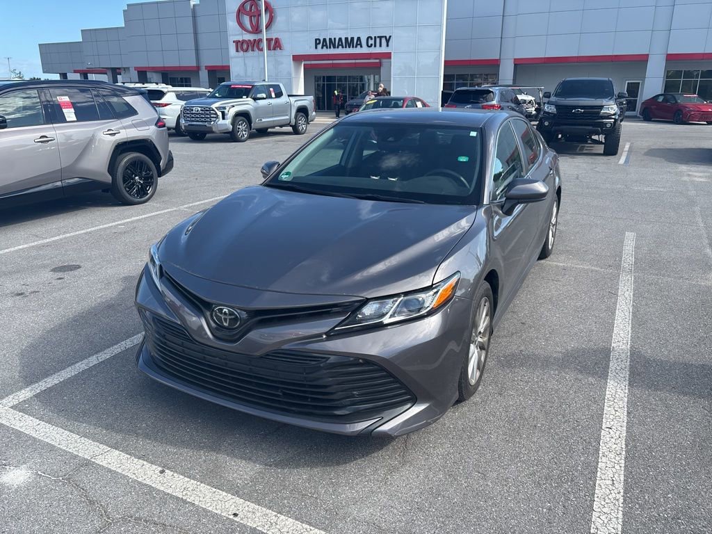 Used 2020 Toyota Camry LE FWD image 10