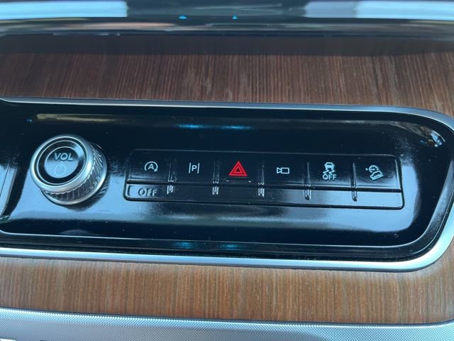 Used 2025 Ford Expedition King Ranch image 36