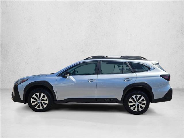 Used 2025 Subaru Outback AWD/4WD image 9