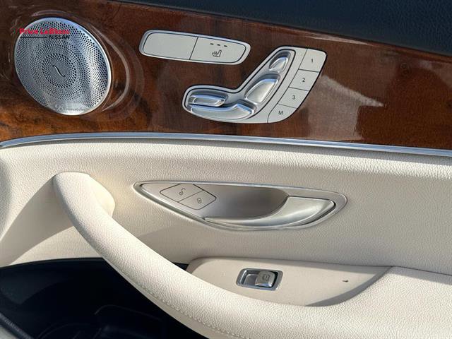 Used 2018 Mercedes-Benz E 300 image 16