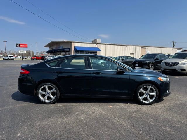 Used 2014 Ford Fusion SE w/ Equipment Group 201A image 4
