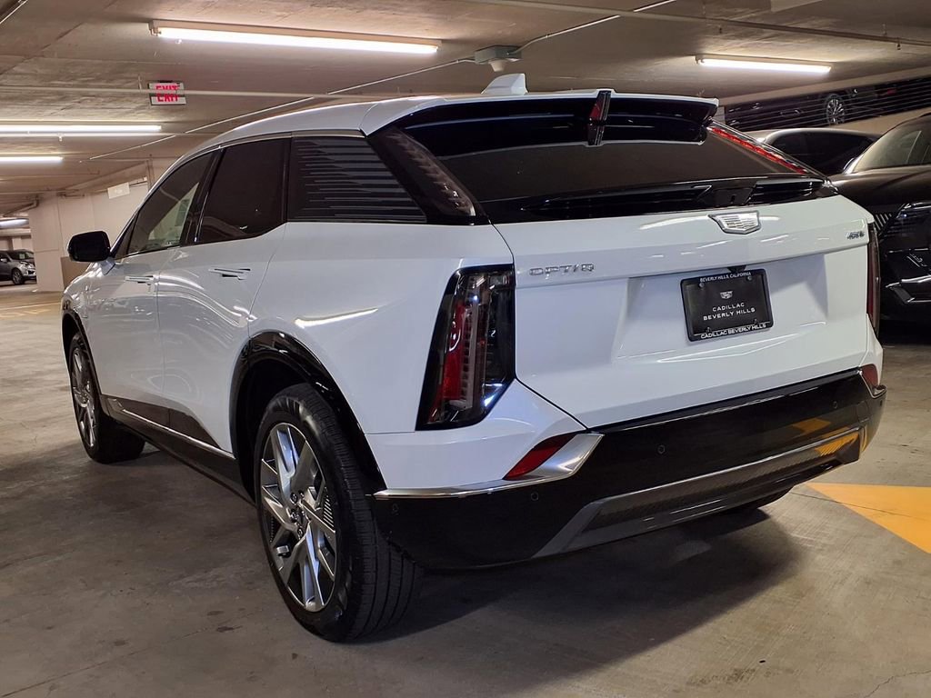 New 2026 Cadillac Optiq Luxury 1 RWD image 10