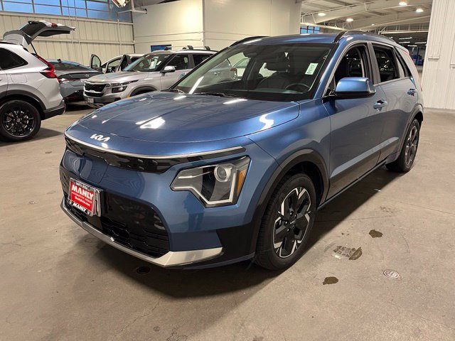 Used 2024 Kia Niro Wind w/ Wind Preserve Package FWD image 7