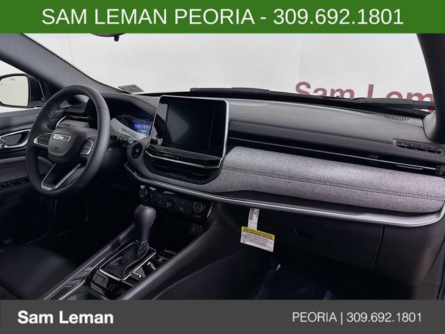 New 2026 Jeep Compass Latitude image 27