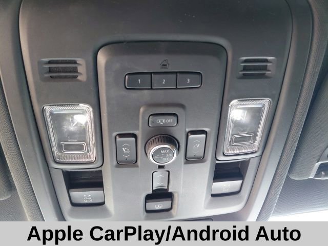 Used 2023 Chevrolet Suburban Premier image 23