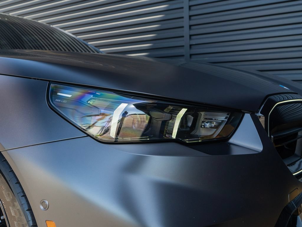 Used 2026 BMW M5 Touring AWD/4WD image 13