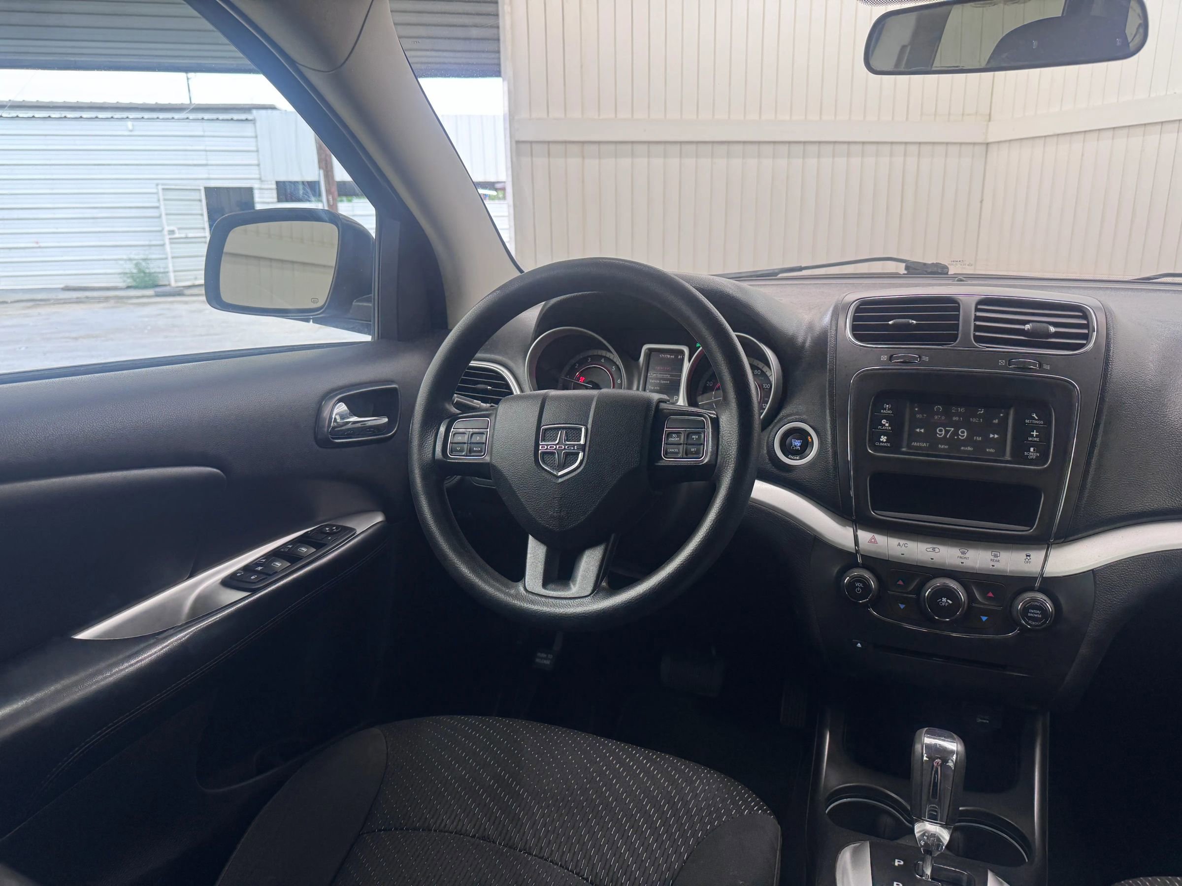 Used 2016 Dodge Journey SXT w/ Comfort/Convenience Group image 15