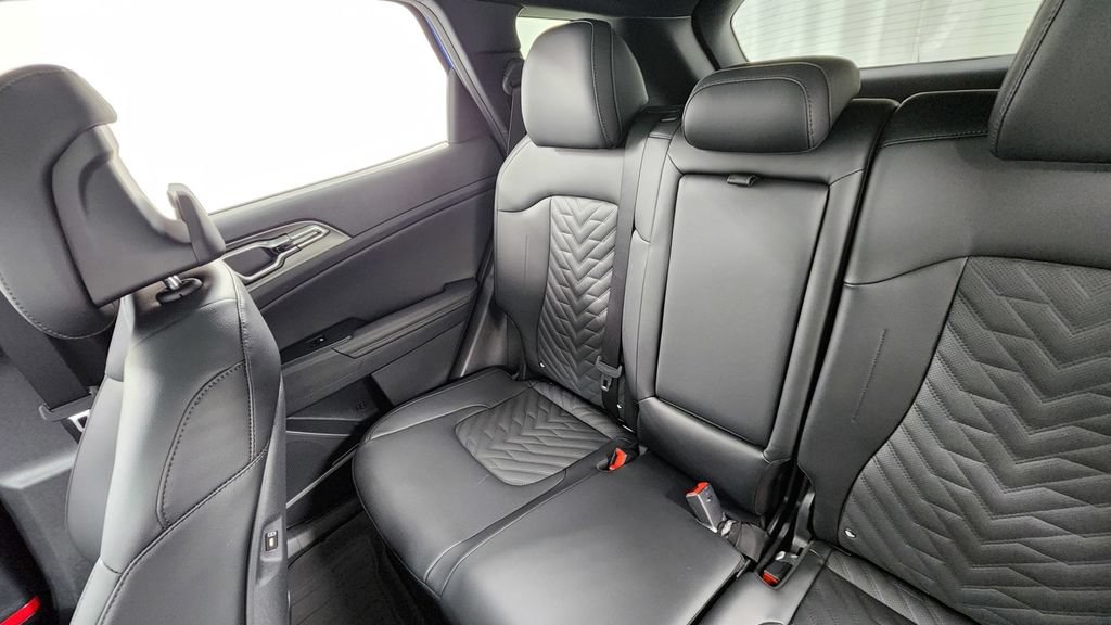 New 2026 Kia Sportage X-Line w/ X-Line Premium Package AWD/4WD image 14