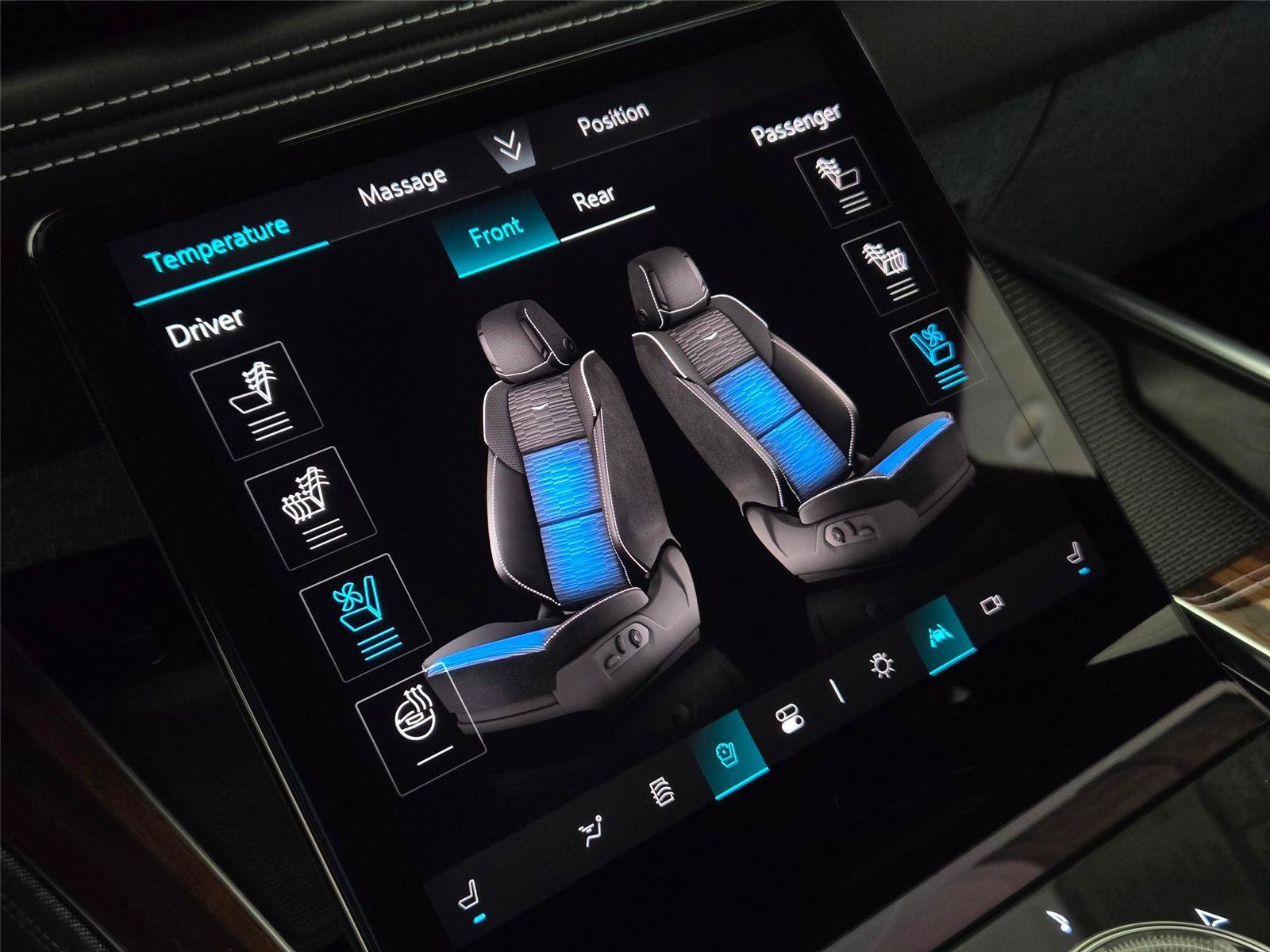 New 2026 Cadillac Escalade ESV Platinum Sport w/ LPO, Floor Liner Package AWD/4WD image 22
