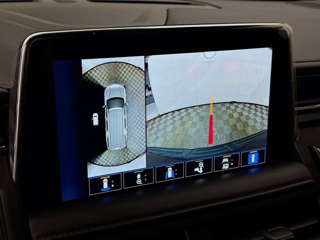 Used 2023 Chevrolet Tahoe RST w/ Luxury Package AWD/4WD image 16