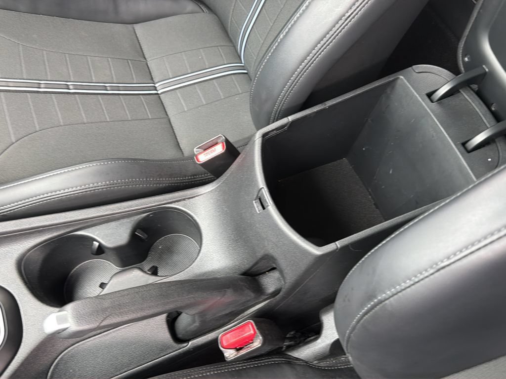 Used 2022 Hyundai Veloster N FWD image 34
