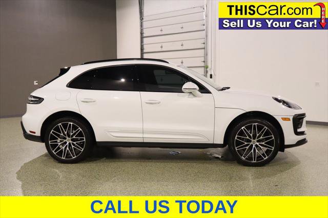 Used 2024 Porsche Macan AWD/4WD image 8