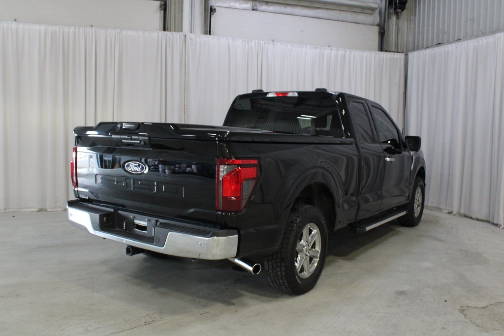 Used 2024 Ford F150 XLT AWD/4WD image 24