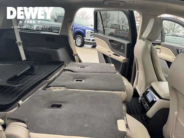 Used 2021 Lincoln Aviator Reserve w/ Equipment Group 201A image 36