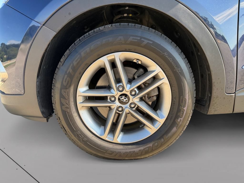 Used 2018 Mitsubishi Outlander LE AWD/4WD image 21