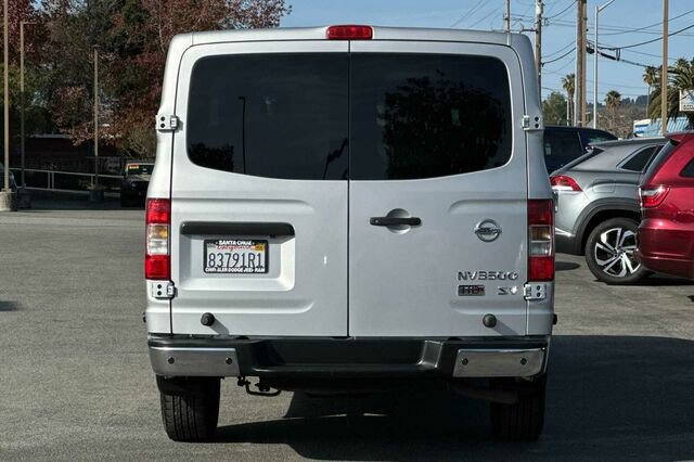 Used 2015 Nissan NV 3500 SV w/ Technology Package image 5