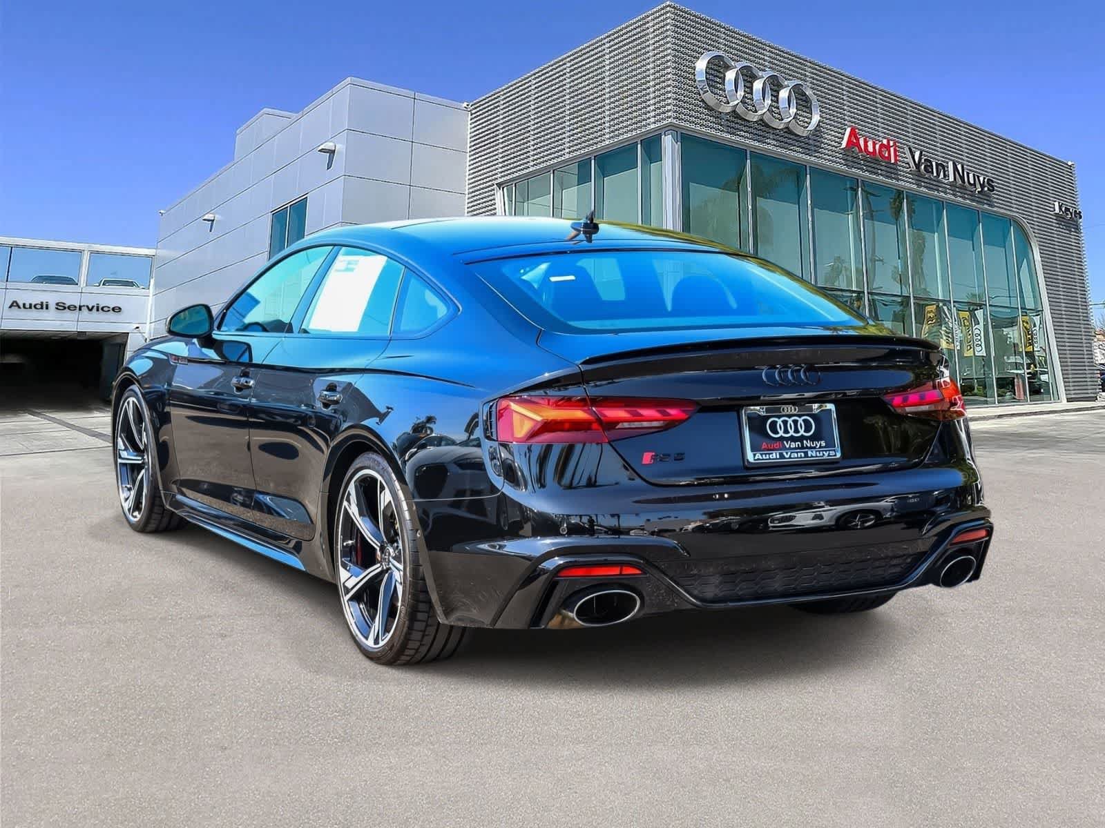 Used 2023 Audi RS 5 Sportback w/ RS Driver Assistance Package AWD/4WD image 2