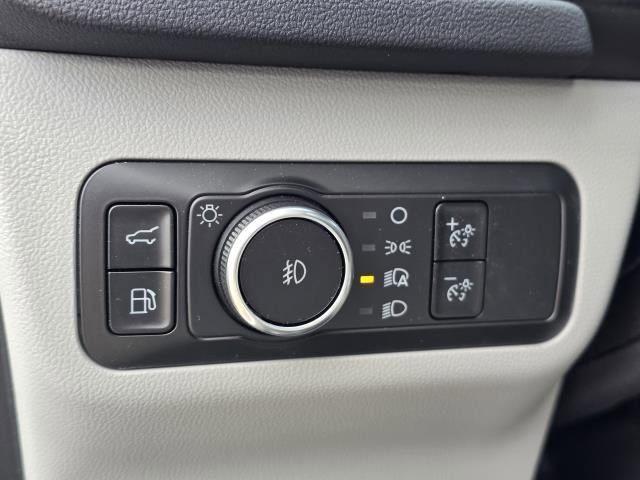 New 2024 Ford Escape SE w/ PHEV Premium Package image 20