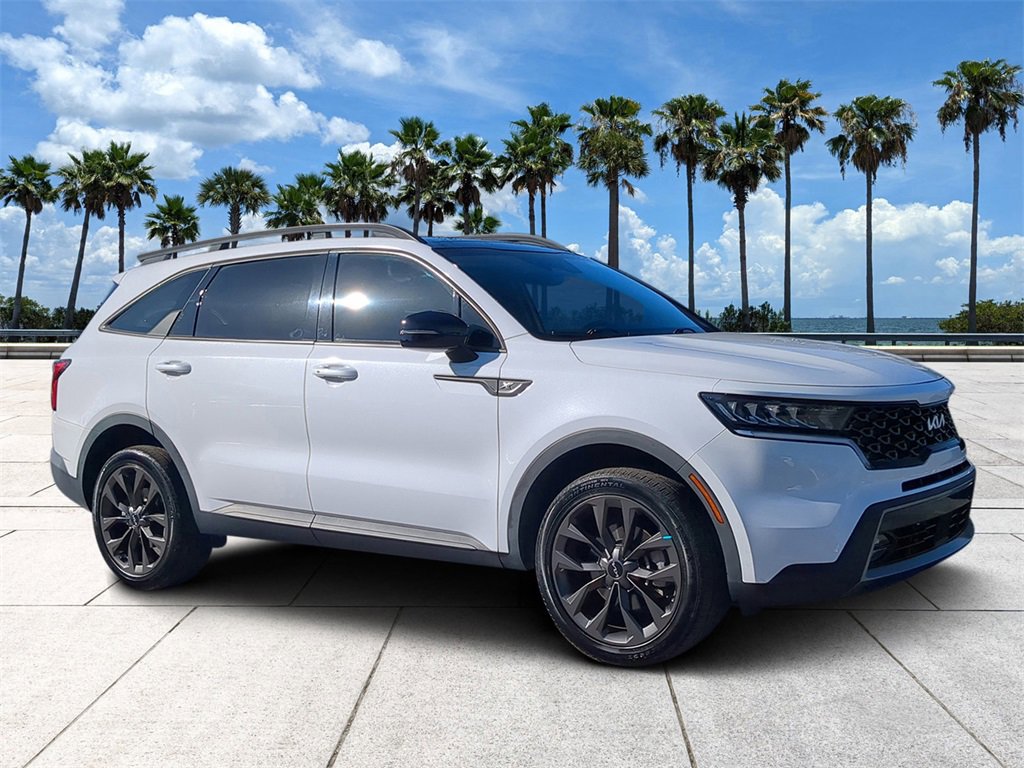 Used 2022 Kia Sorento X-Line EX image 2