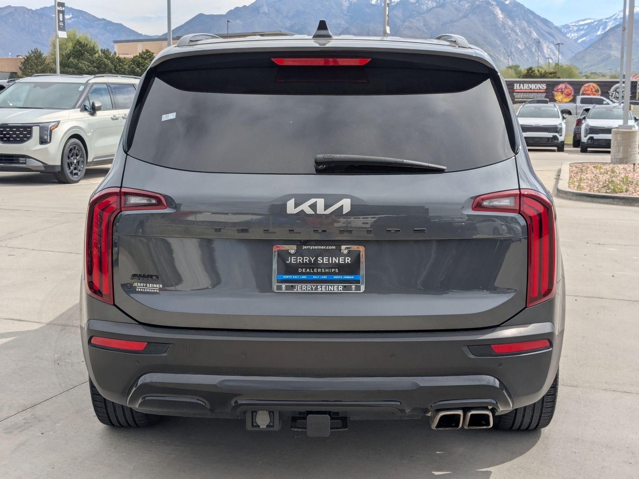 Certified 2022 Kia Telluride SX w/ SX Prestige Package image 4