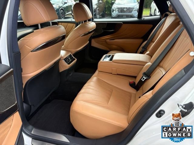 Used 2021 Lexus LS 500 w/ Interior Upgrade Package RWD image 25