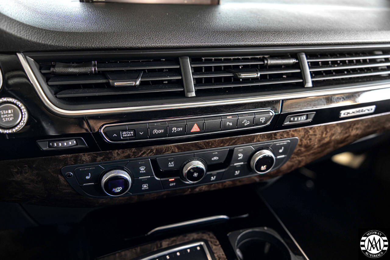 Used 2017 Audi Q7 3.0T Premium Plus image 30